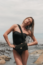 Load image into Gallery viewer, Crossbody Bag