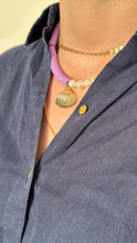 Load image into Gallery viewer, Colorful Necklace With Seashell Pendant & Pearls