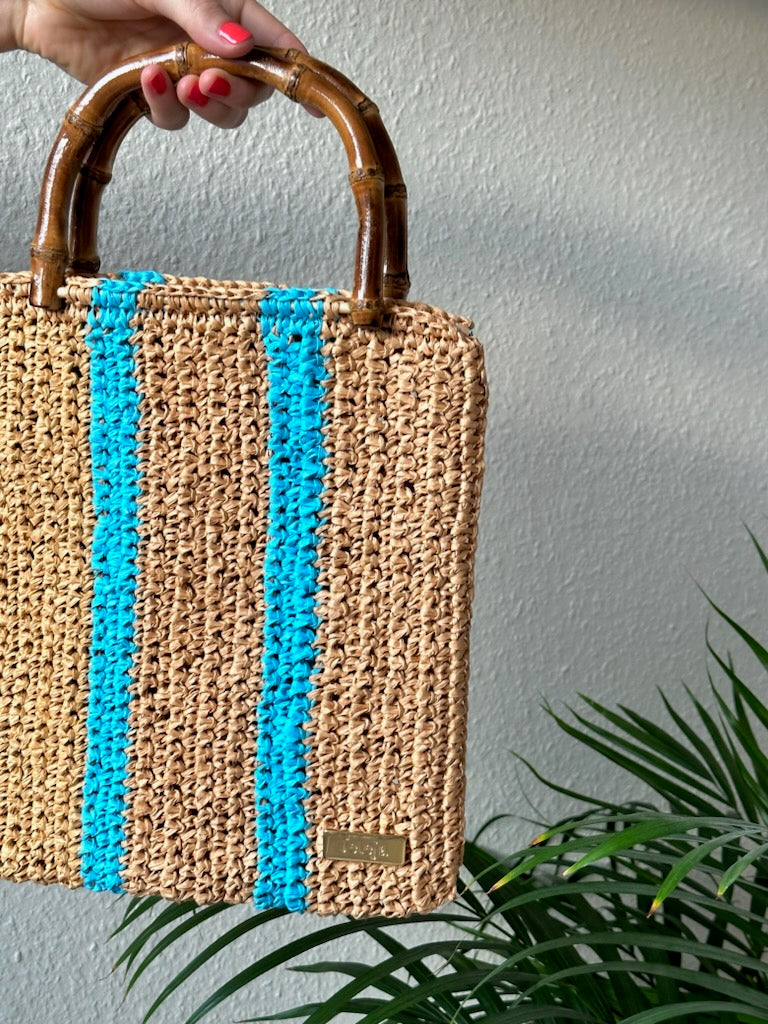 Handmade White Crochet Bag With Fringes And Bamboo Handles – Jeleja
