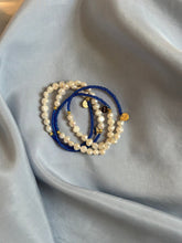 Load image into Gallery viewer, Bracelet With Blue Beads And Pearls - Jeleja