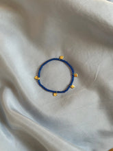 Load image into Gallery viewer, Bracelet With Blue Beads And Pearls - Jeleja