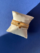 Load image into Gallery viewer, Elastic Bracelet With Czech Beads - Jeleja