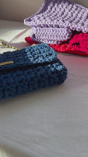 Load and play video in Gallery viewer, Shoulder Bag With Colorful Recycled Cotton