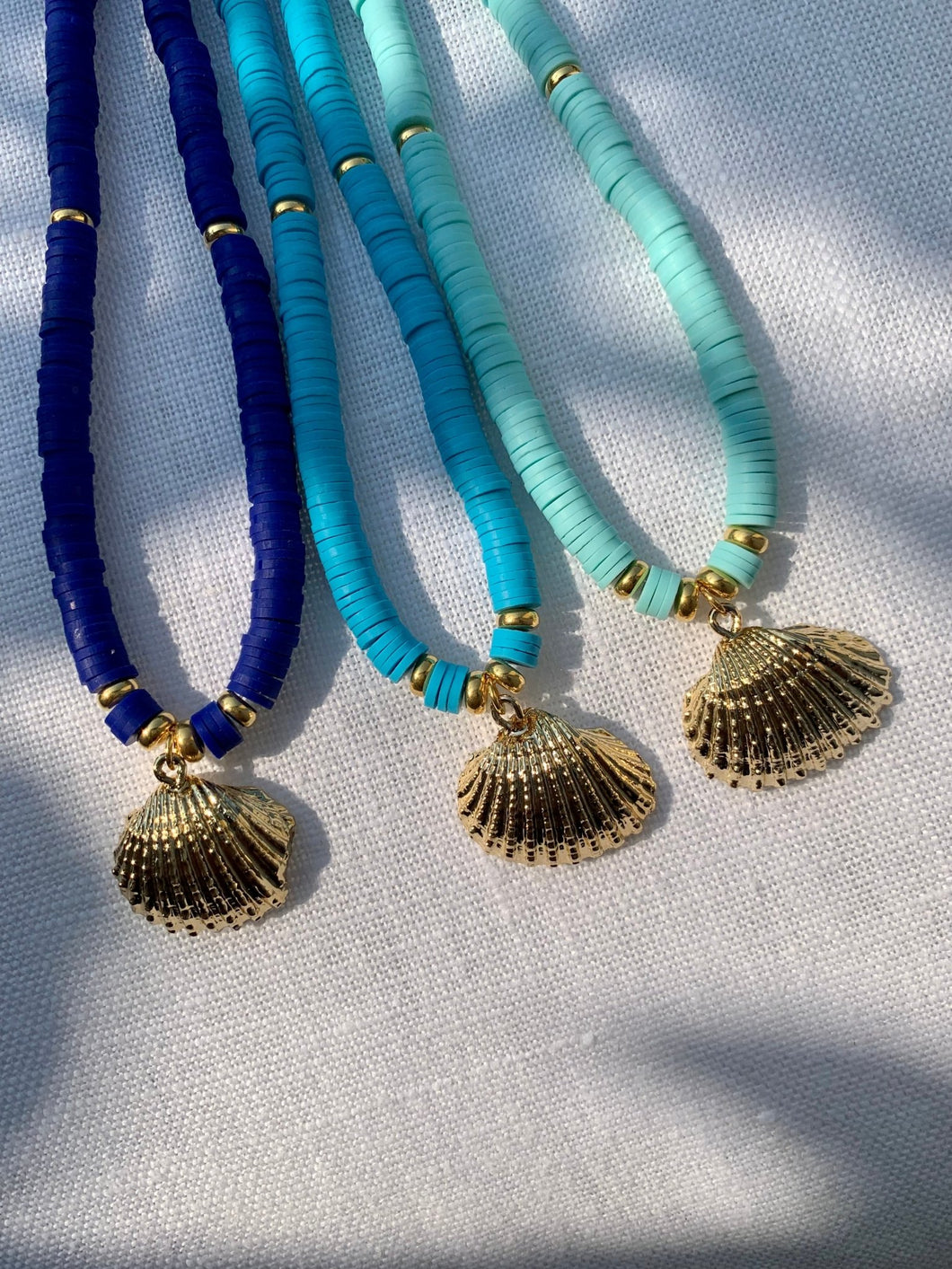 Blue Heishi Necklace With Seashell - Jeleja