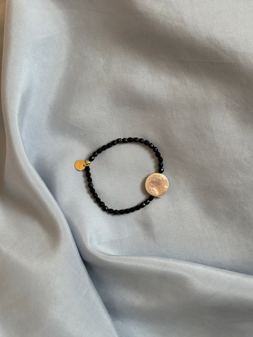 Bracelet With Blue Beads And Pearls - Jeleja