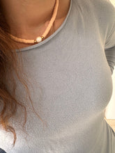 Load image into Gallery viewer, Heishi Necklace With Central Pearl - Jeleja

